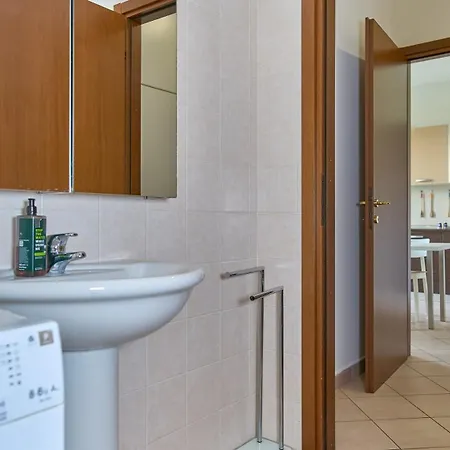App 14 Accogliente Con Balcone Apartment