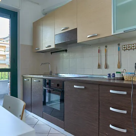 App 14 Accogliente Con Balcone * Monza