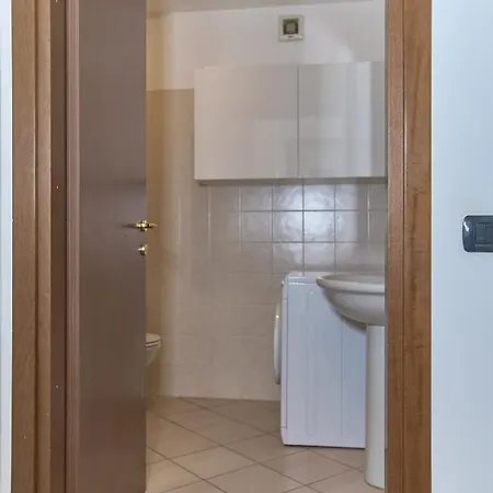 App 14 Accogliente Con Balcone Apartment Monza