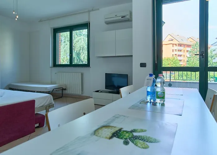 App 14 Accogliente Con Balcone Monza